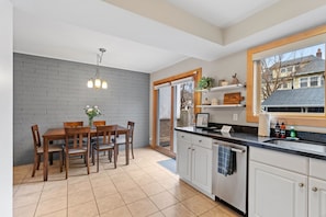 Bright and inviting kitchen