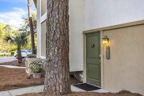 Welcome to 3041 Seascape!