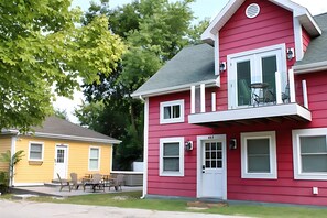 Welcome! Studio apartment in downtown New Buffalo