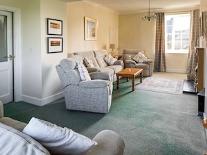Living area | Thelma’s House - Elwick Farm Holiday Cottages, Belford