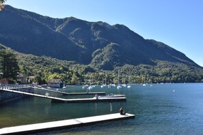 Just a five-minute drive away is Calde, a hamlet of Castelveccana, known for its beautiful beaches and wonderful natural surroundings.