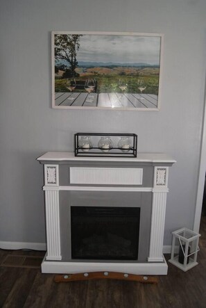 Electric fireplace