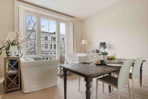 Flat 3 24 Palace Gardens Terrace W8 4RP No Watermark 8