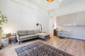 Flat 3 46 Inverness Terrace W2 3JA No Watermark 2