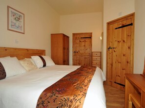 Bedroom with super king bed