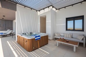 Bain à remous intérieur