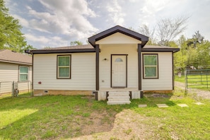 Property Exterior | Fenced-In Yard