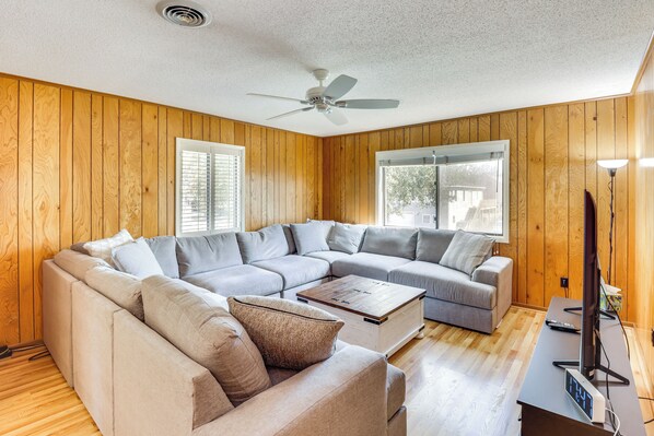 Kill Devil Hills Vacation Rental | 2BR | 3BA | 1,188 Sq Ft | Stairs Required