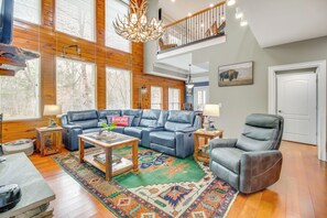 Living Room | Smart TV | Lower Level