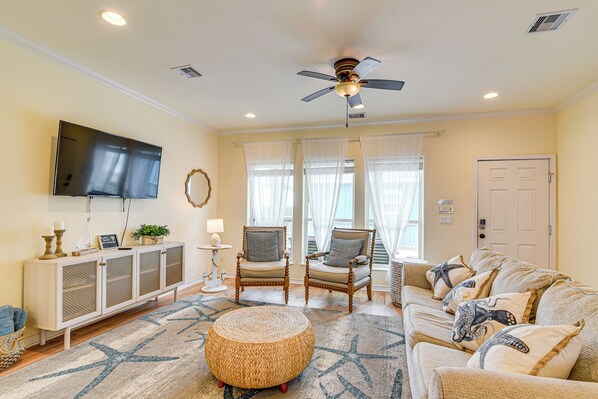 Crystal Beach Vacation Rental | 3BR | 2BA | 1,200 Sq Ft | Stairs Required