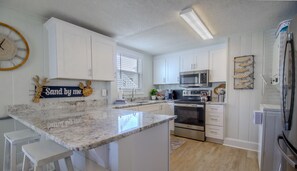 Kitchen (including laundry area)