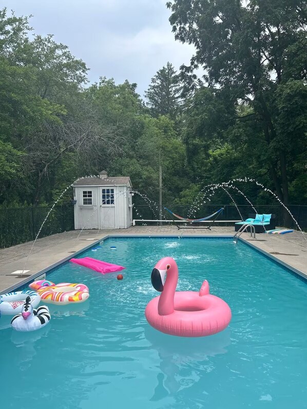 Pool