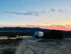 Extraordinary Views on Private Lot