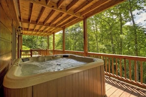 Bain à remous extérieur