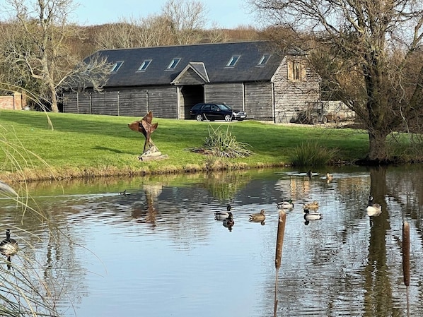 Meadow View Barn