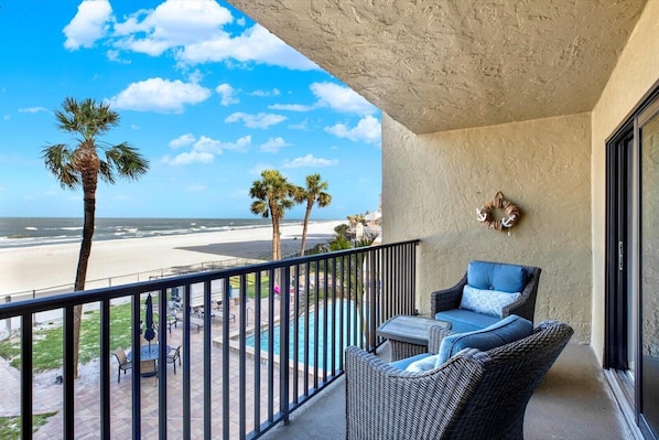 Large balcony Gulf View