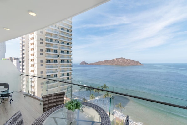 Balcon con vista al mar