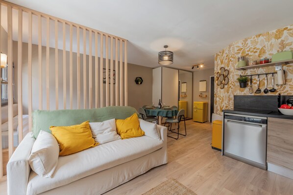 Living and dining room