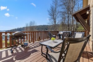 Log off, check in, and unwind the Idaho way.