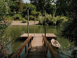 Dock
