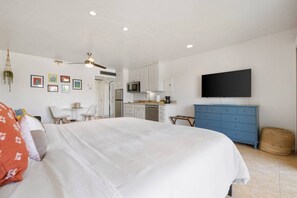 Storage cabinet and tv