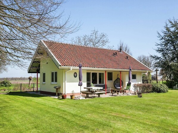 Holiday Home Exterior [summer]