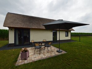 Außenseite Ferienhaus [Sommer]
