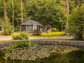 Außenseite Ferienhaus [Sommer]