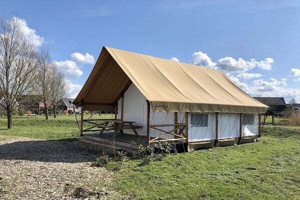 Extérieur maison de vacances [été]
