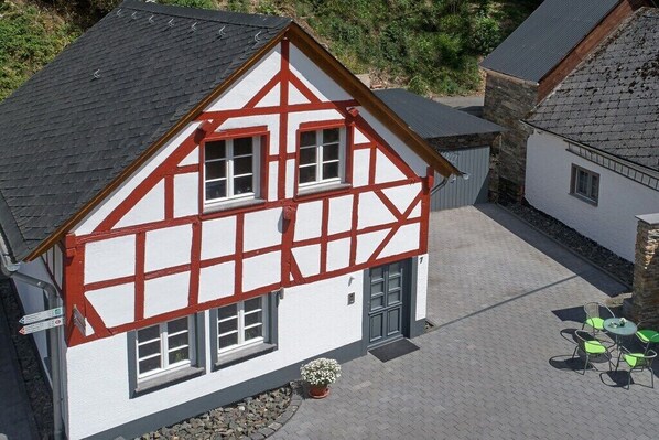 Holiday Home Exterior [summer]