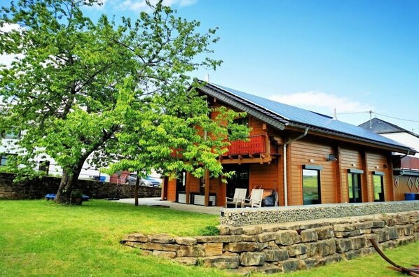 Holiday Home Exterior [summer]