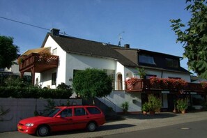 Extérieur maison de vacances [été]