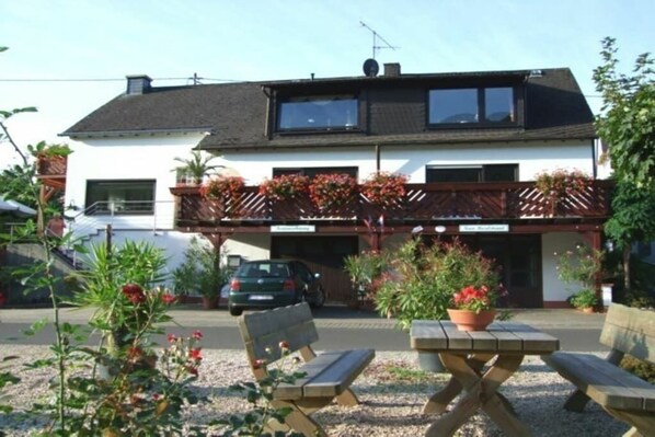 Extérieur maison de vacances [été]