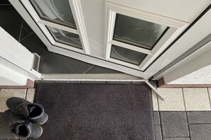 Entrance / Reception