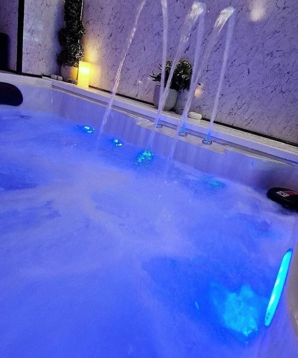Bain à remous intérieur