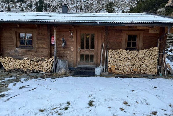 Holiday Home Exterior [winter]
