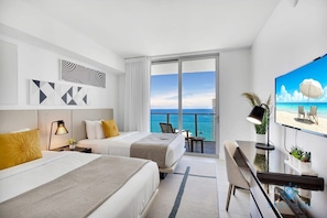 Bedroom 2 (2 Double Beds)