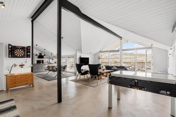Spielezimmer