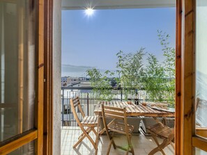 Furniture, Interior Design, Flooring, Wood, Ceiling, Floor, Chair, Table, Apartment, Lighting