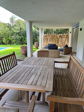 Outdoor dining