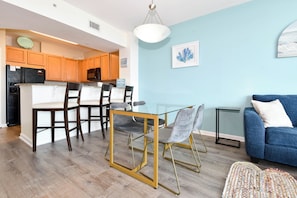 The Palms of Destin 1510 - Dining Room