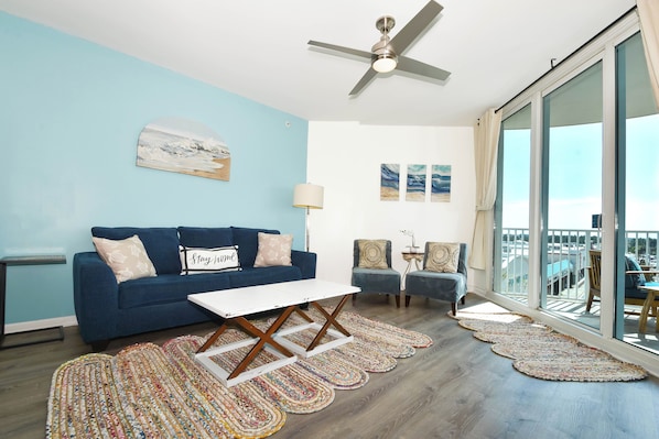 The Palms of Destin 1510 - Living Room