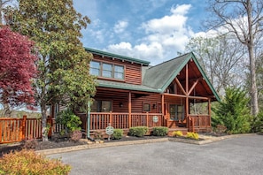 Blackberry Lodge's exterior