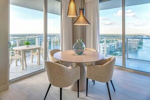 Enjoy your meals...With this view, everything is tastier!