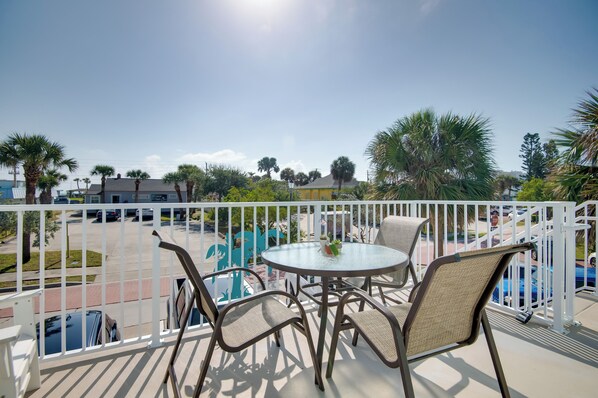 Cocoa Beach Vacation Rental | 2BR | 2BA | 1,075 Sq Ft | Stairs Required