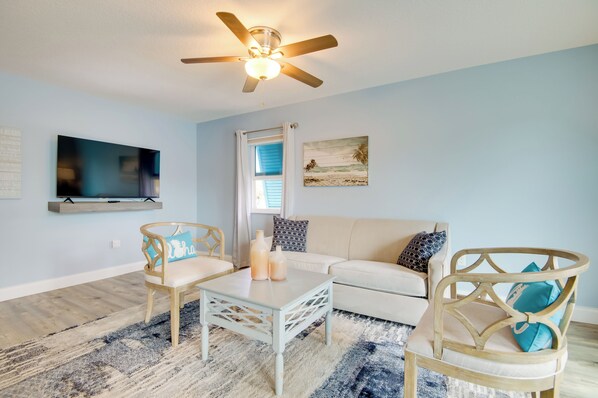 Cocoa Beach Vacation Rental | 2BR | 2BA | 1,075 Sq Ft | Stairs Required