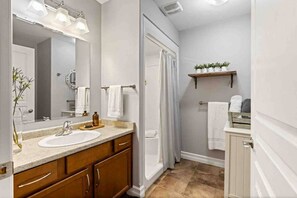 Washroom 
