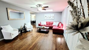 Living Room: Beautifully finished Hardwood Floors