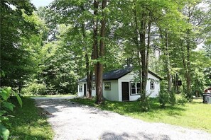  The Reel Freedom Cottage at Leesville Cottage
