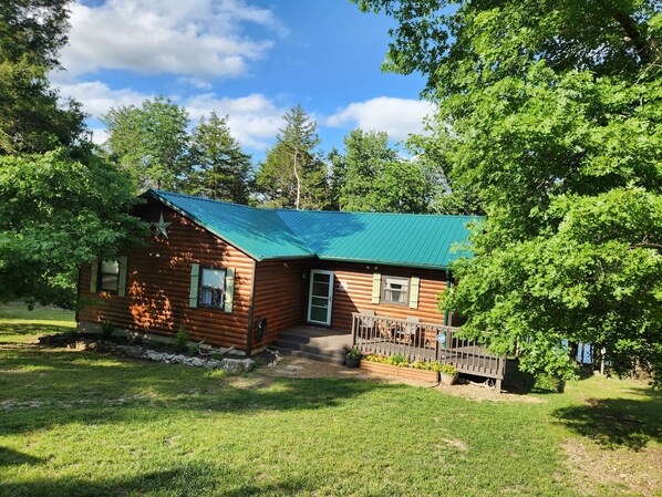 Cabin - front view